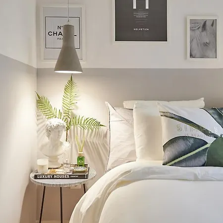 Boutique Alfama With Patio 3 *